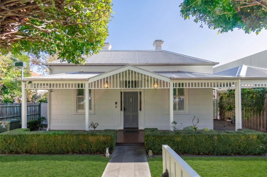 25 Highfield Rd, Canterbury, VIC 3126