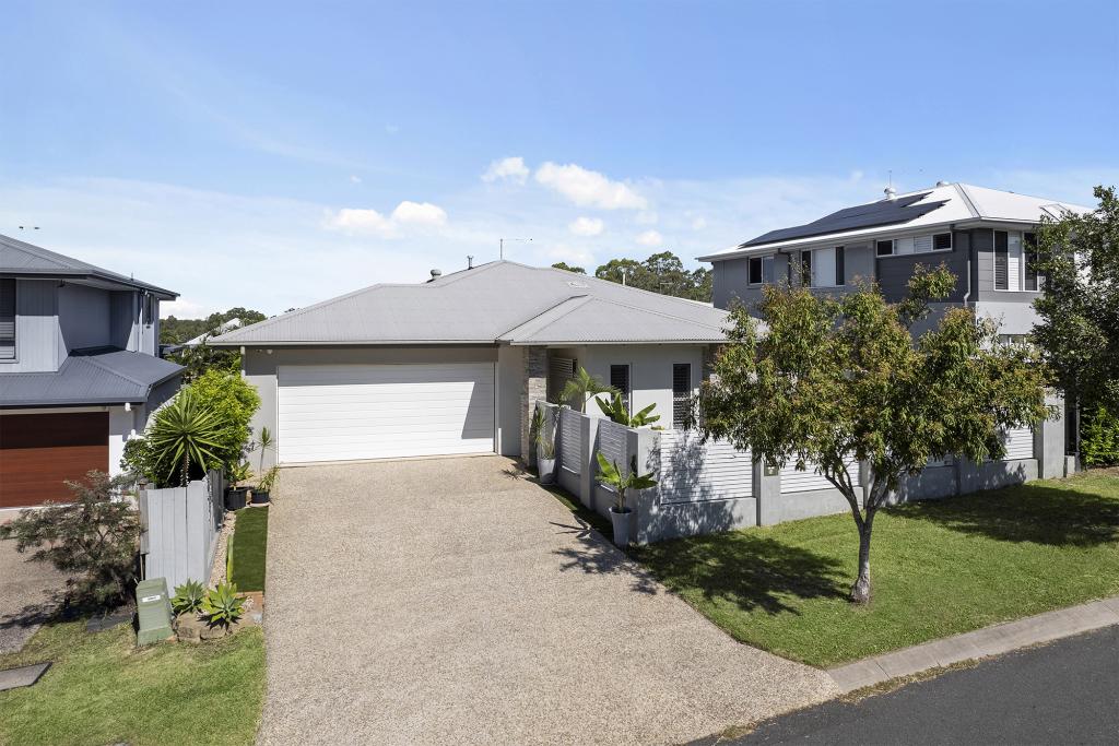 14 Sovereign Pl, Bridgeman Downs, QLD 4035