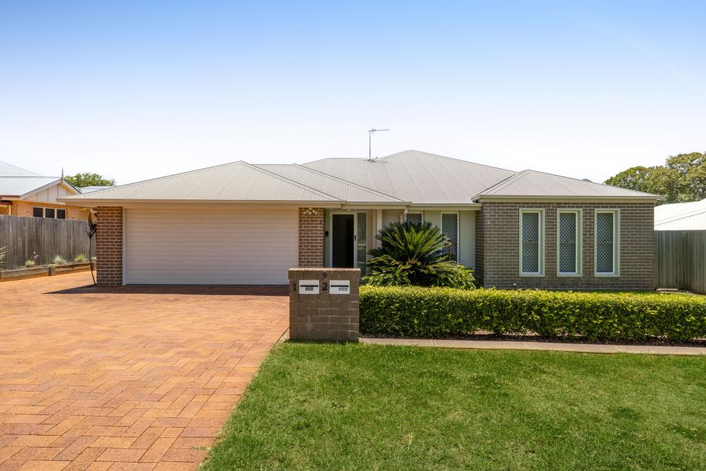 1/9 Collingwood Cl, Middle Ridge, QLD 4350