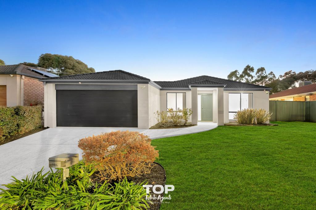 73 Scotsdale Dr, Cranbourne East, VIC 3977