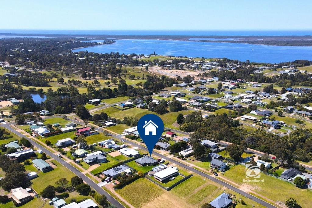 16 Seagull Ave, Metung, VIC 3904
