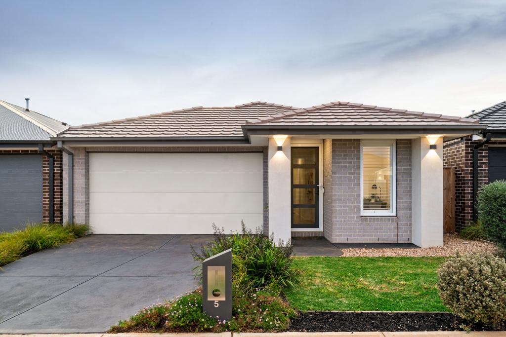 5 Birchwood Cres, Bonnie Brook, VIC 3335