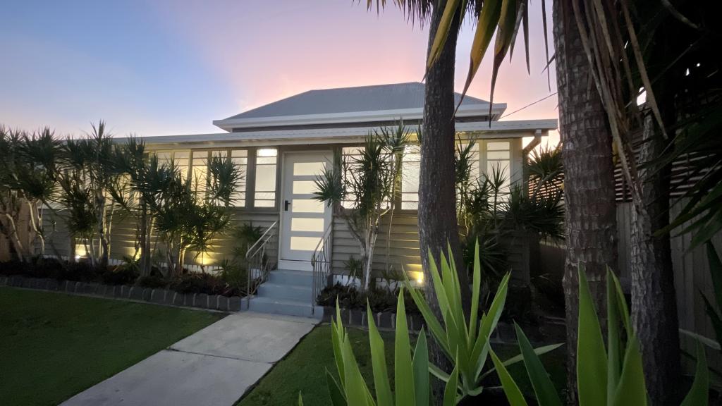 17 HUNTER ST, BUNDABERG SOUTH, QLD 4670