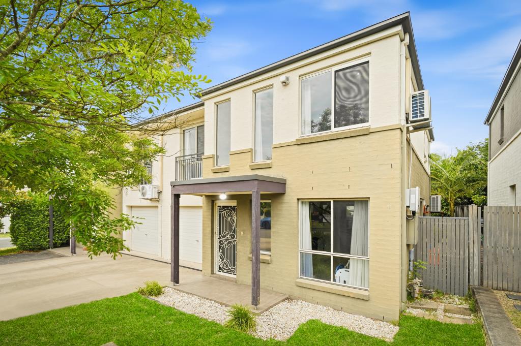 17 BANDICOOT DR, WOODCROFT, NSW 2767