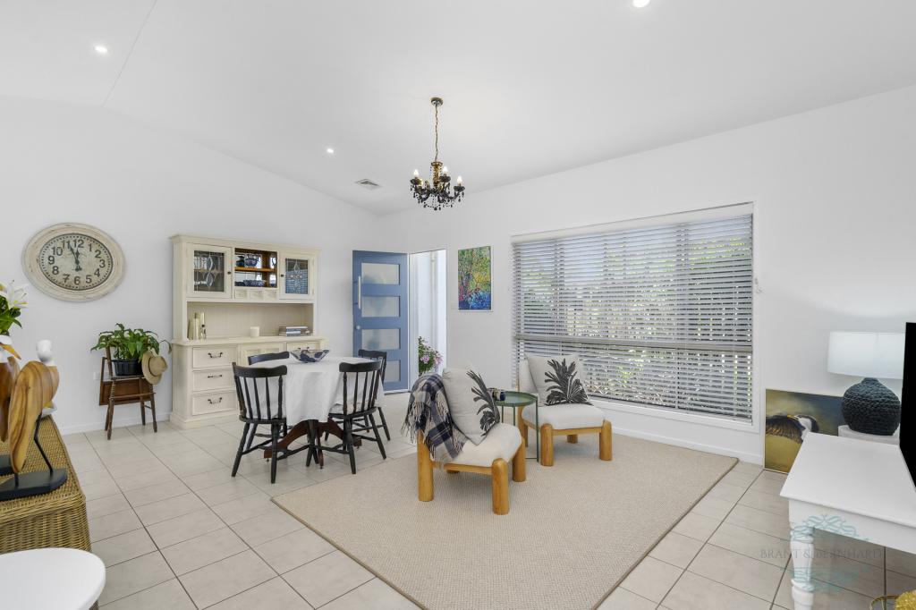 2/2 Sunnyside Ct, Maleny, QLD 4552