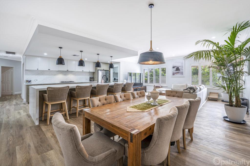 23 Swiftshire Rd, Madora Bay, WA 6210