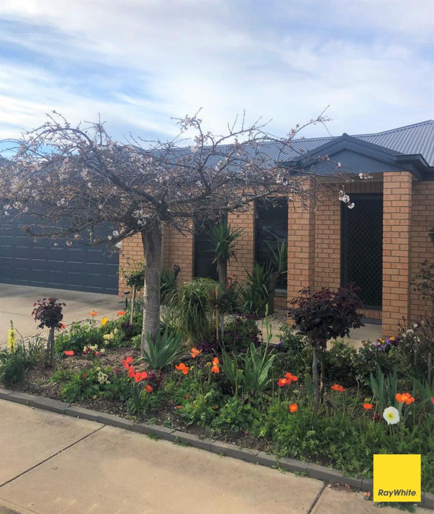 121 Ironstone Rd, Epsom, VIC 3551