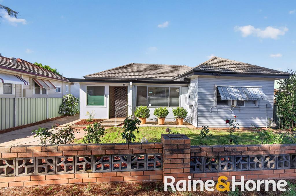 35 NAMAN ST, DUBBO, NSW 2830