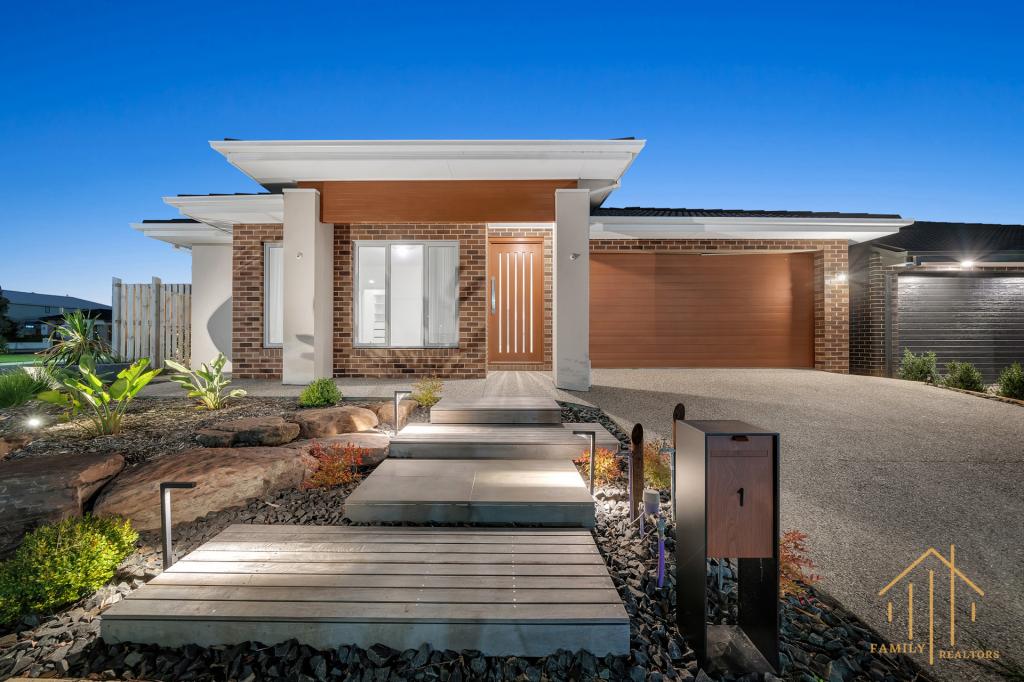 1 BRIGGS ST, CLYDE NORTH, VIC 3978