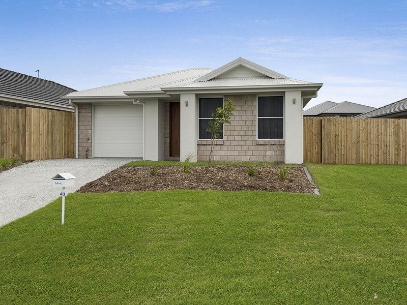 43 Voyager Tce, Pimpama, QLD 4209