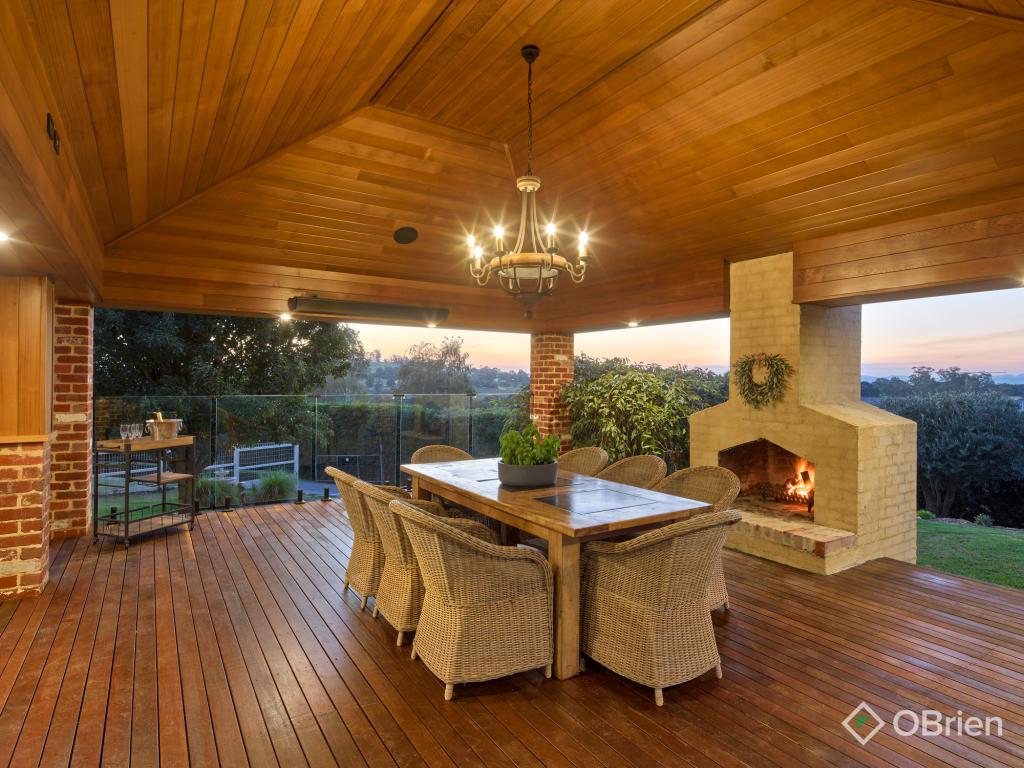 16 Patison Ct, Drouin, VIC 3818