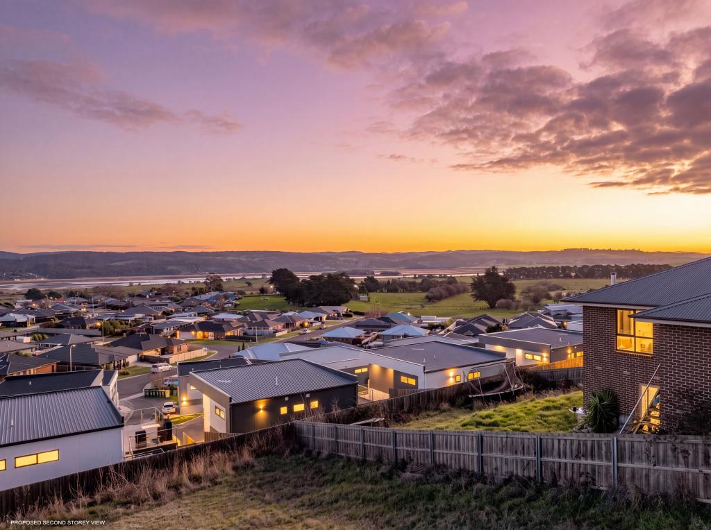 37 Roberts Cres, Newnham, TAS 7248