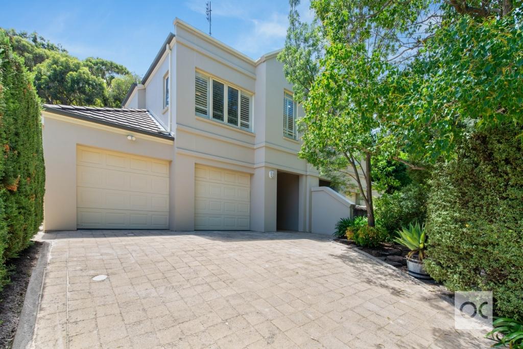 18 John Fisher Dr, Torrens Park, SA 5062