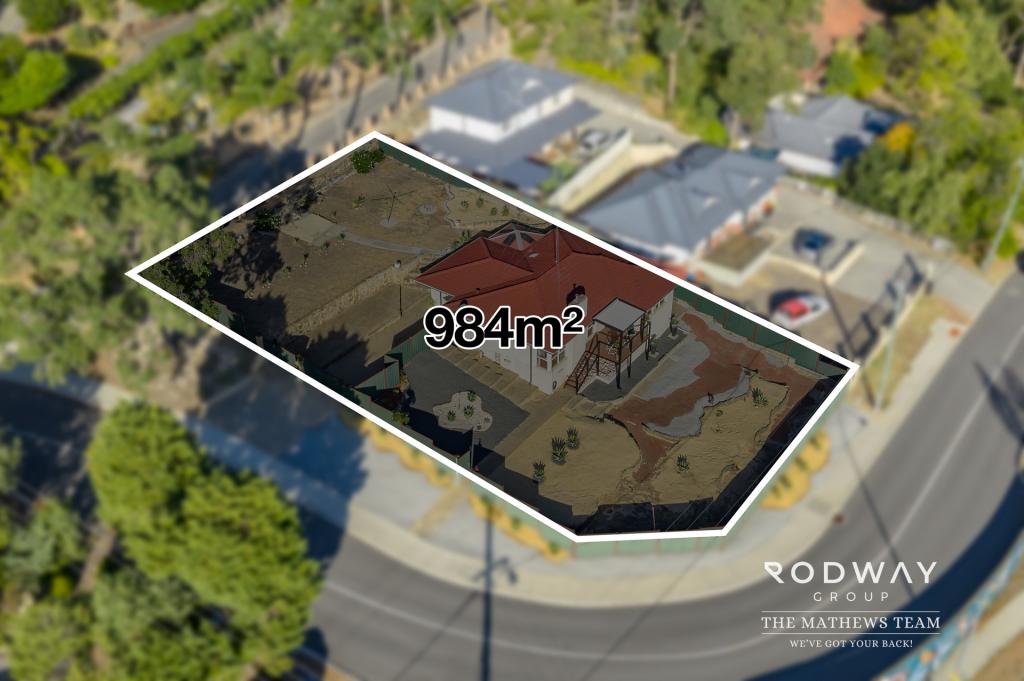 1A DERRY AVE, MOUNT NASURA, WA 6112