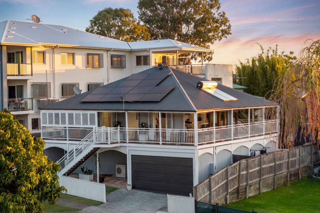 205 Mountjoy Tce, Manly, QLD 4179
