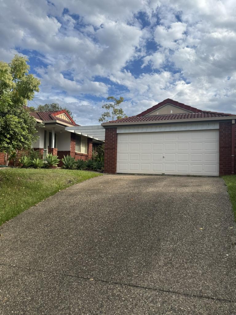 2 Whiteley Ch, Parkwood, QLD 4214