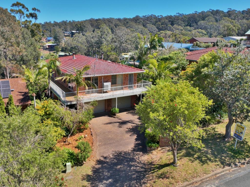 13 Andrea St, Eden, NSW 2551
