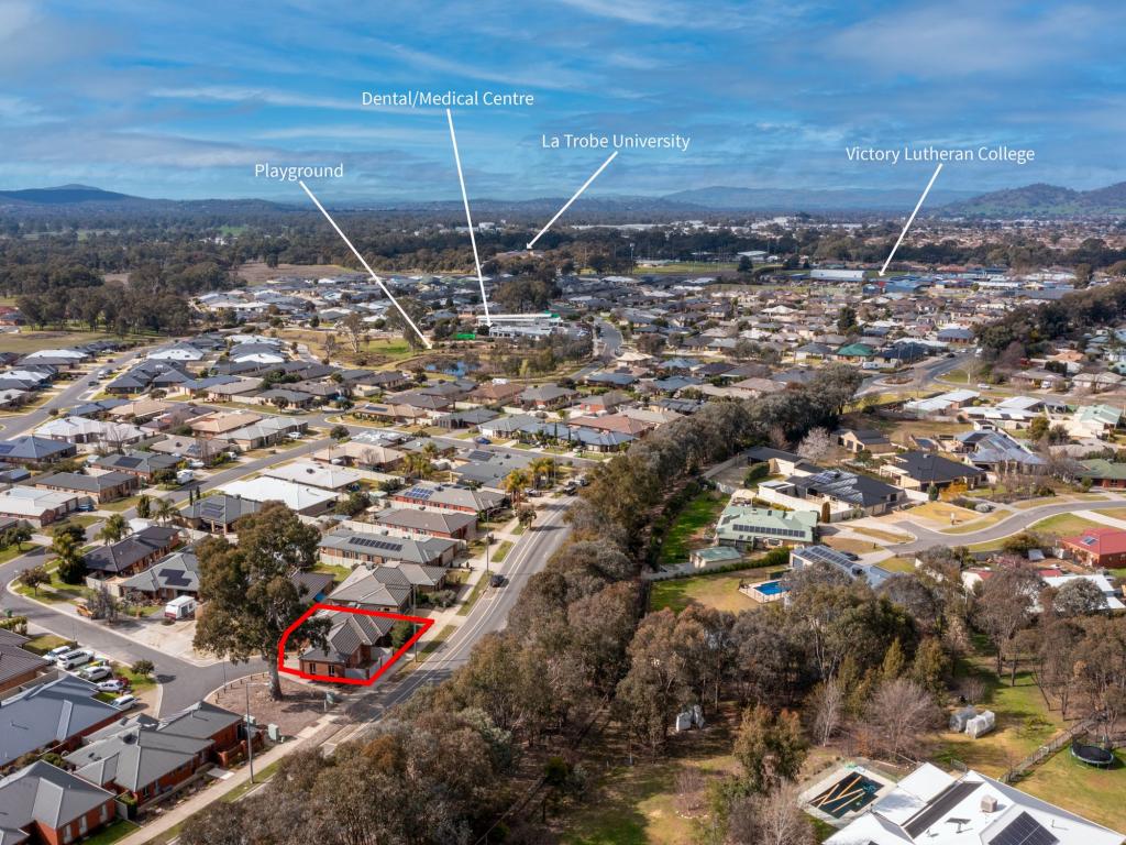 4 Macleay Ct, West Wodonga, VIC 3690