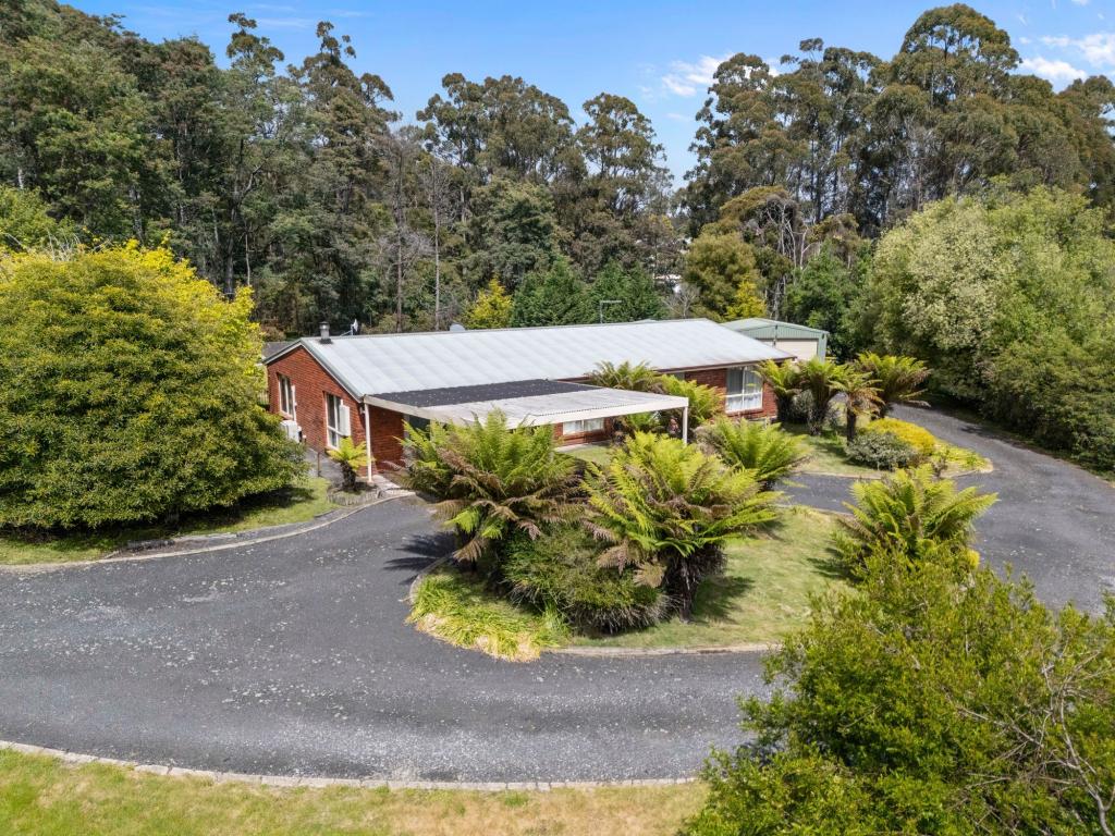 130 Grandview Dr, South Spreyton, TAS 7310