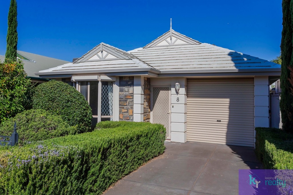 8 Kenmay Ave, Mitchell Park, SA 5043