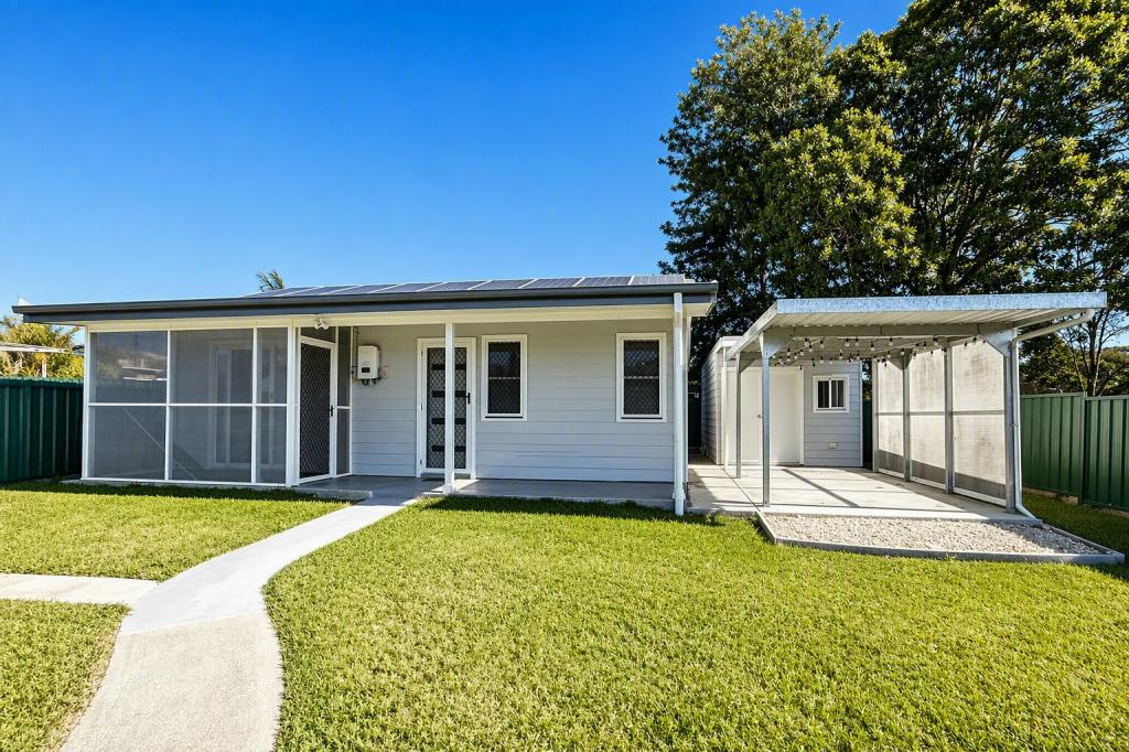 33a Palanas Dr, Taree, NSW 2430