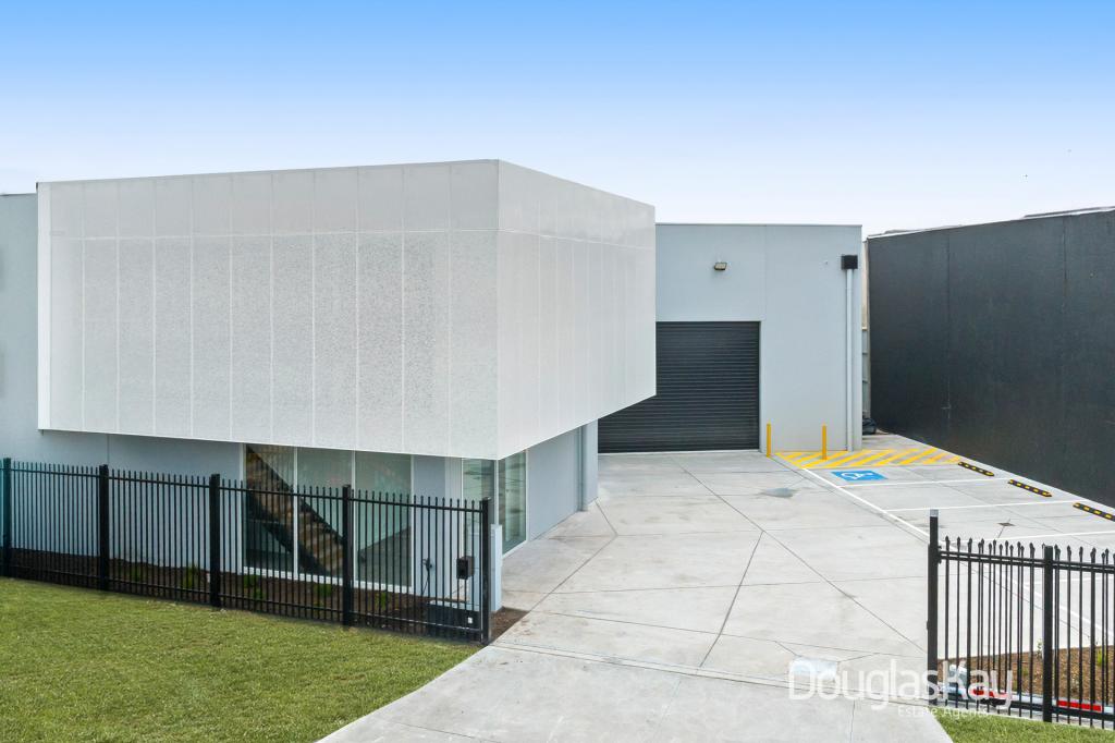 1A KNIGHT AVE, SUNSHINE NORTH, VIC 3020