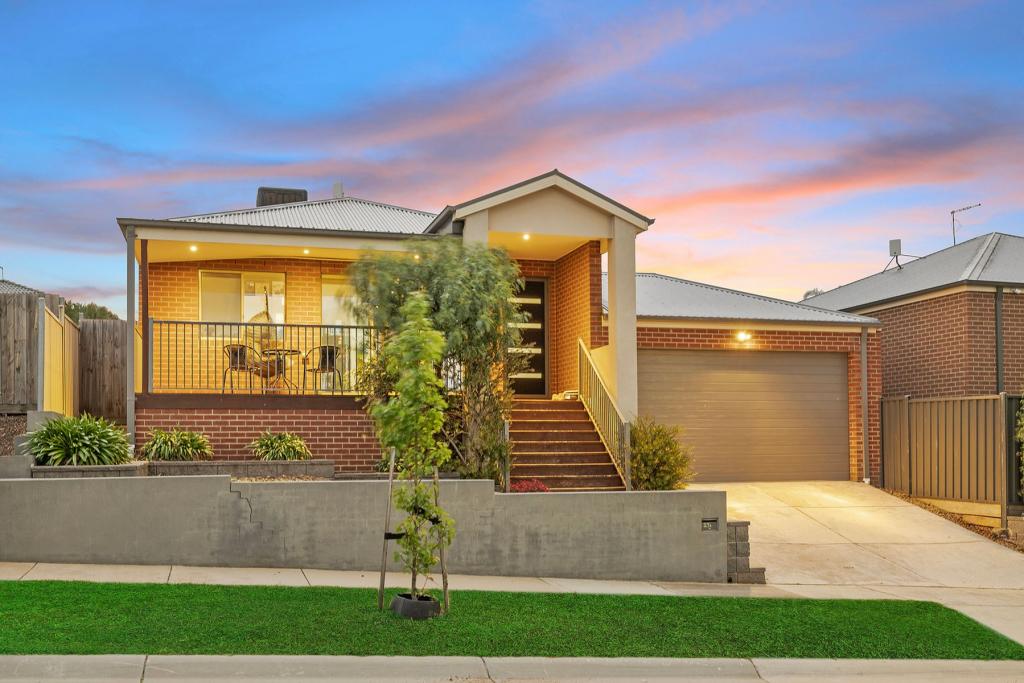 27a Cromarty Cct, Darley, VIC 3340
