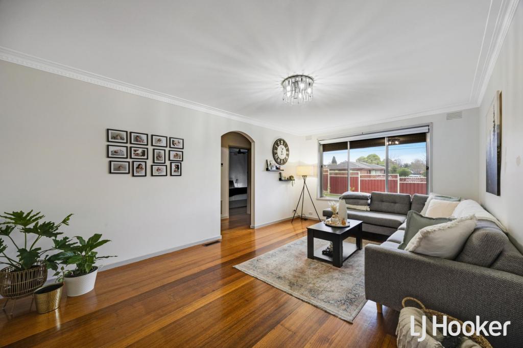 44 Gretel Gr, Melton, VIC 3337