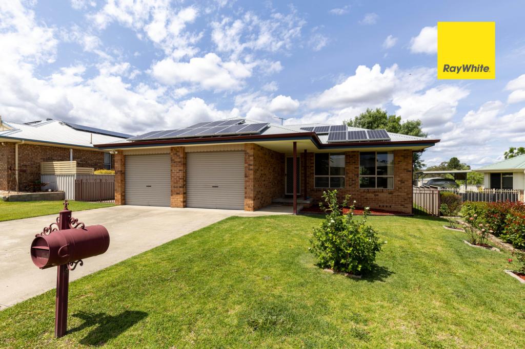 9 Libani Cl, Inverell, NSW 2360