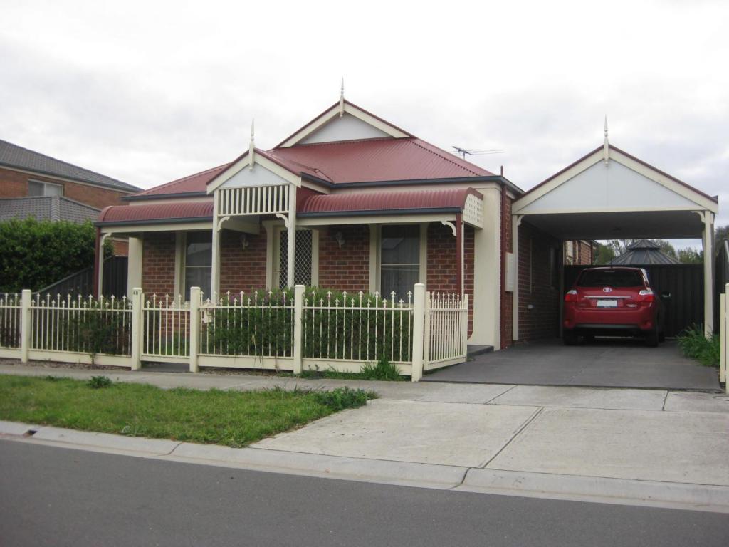 48 Dickerson Way, Caroline Springs, VIC 3023
