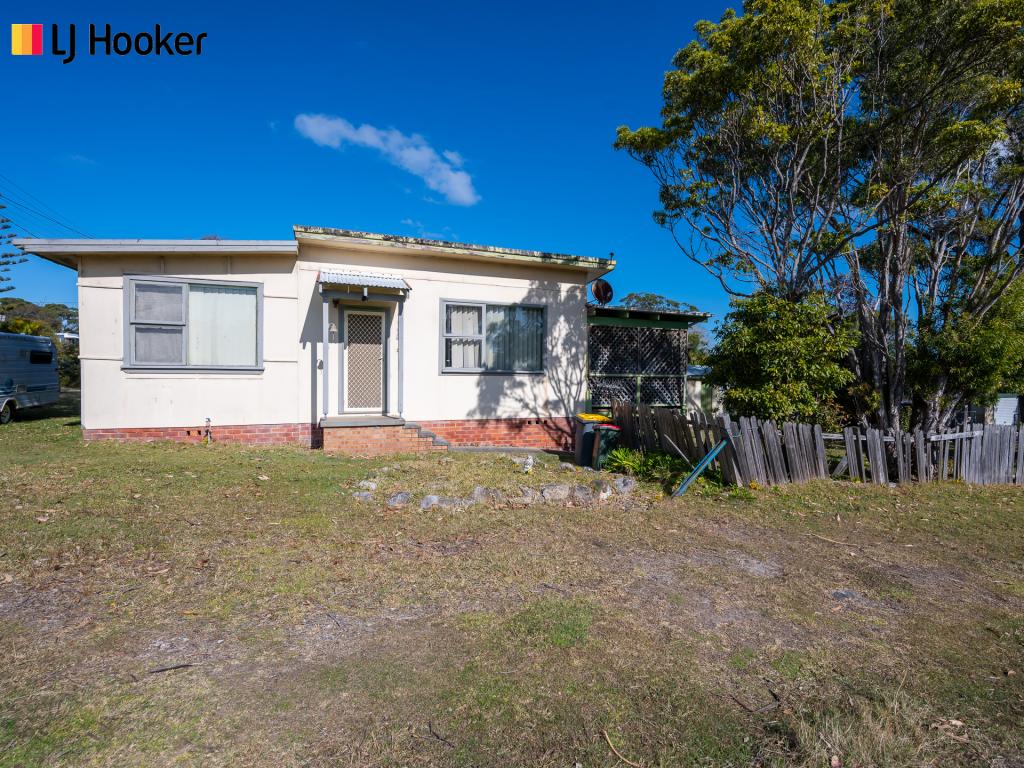 17 Crookhaven Pde, Currarong, NSW 2540