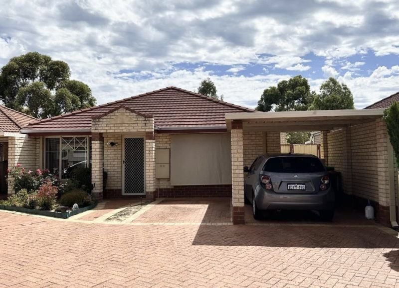 5/16 Inverness Ct, Cooloongup, WA 6168