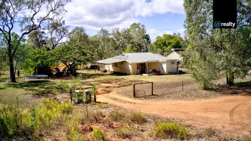 10-12 Hay St, Mount Garnet, QLD 4872