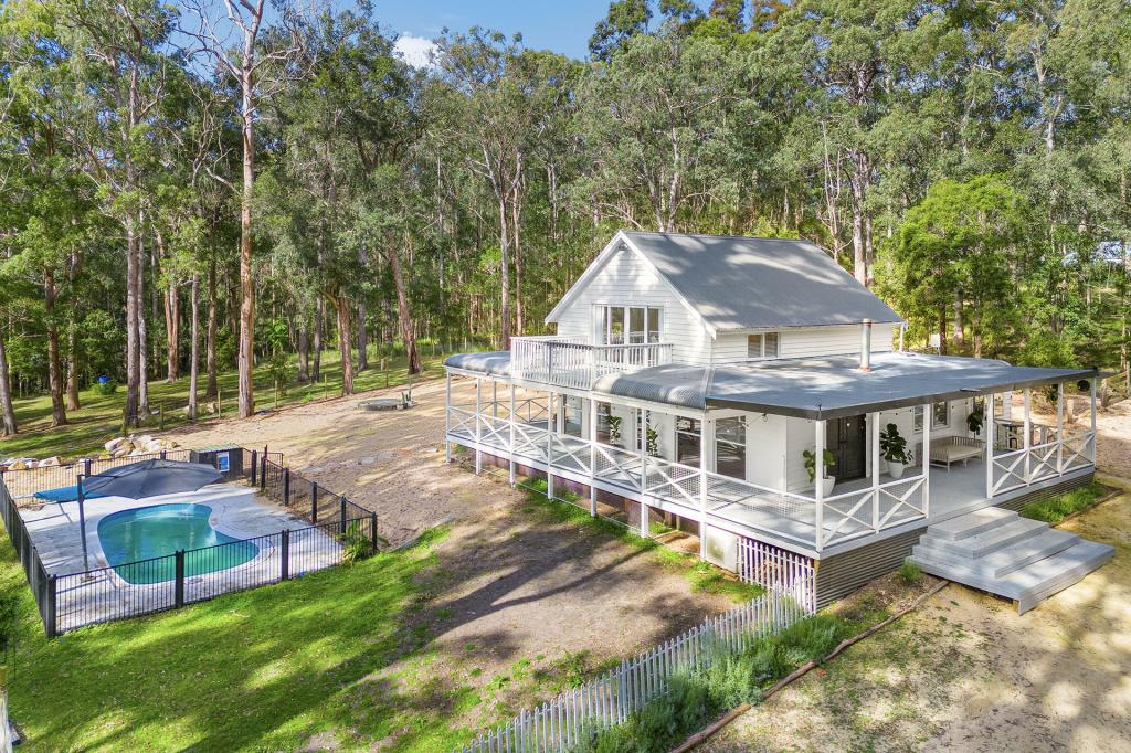 18 Kristel Pl, Lake Innes, NSW 2446