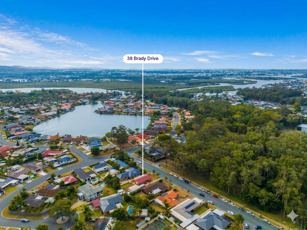 38 Brady Dr, Coombabah, QLD 4216
