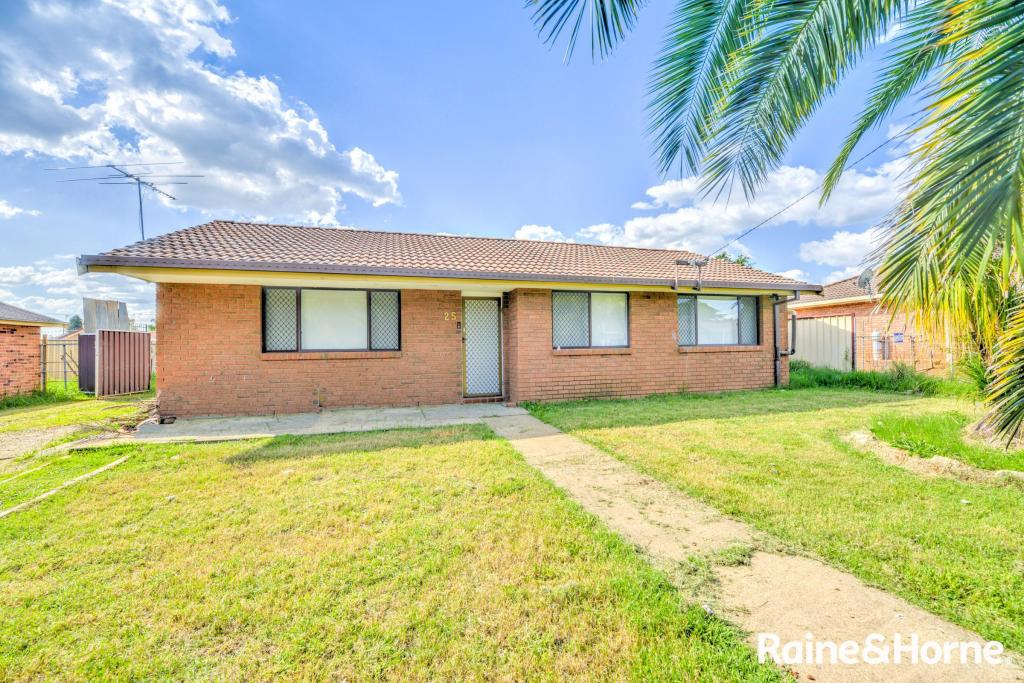 25 Maxwell St, West Tamworth, NSW 2340