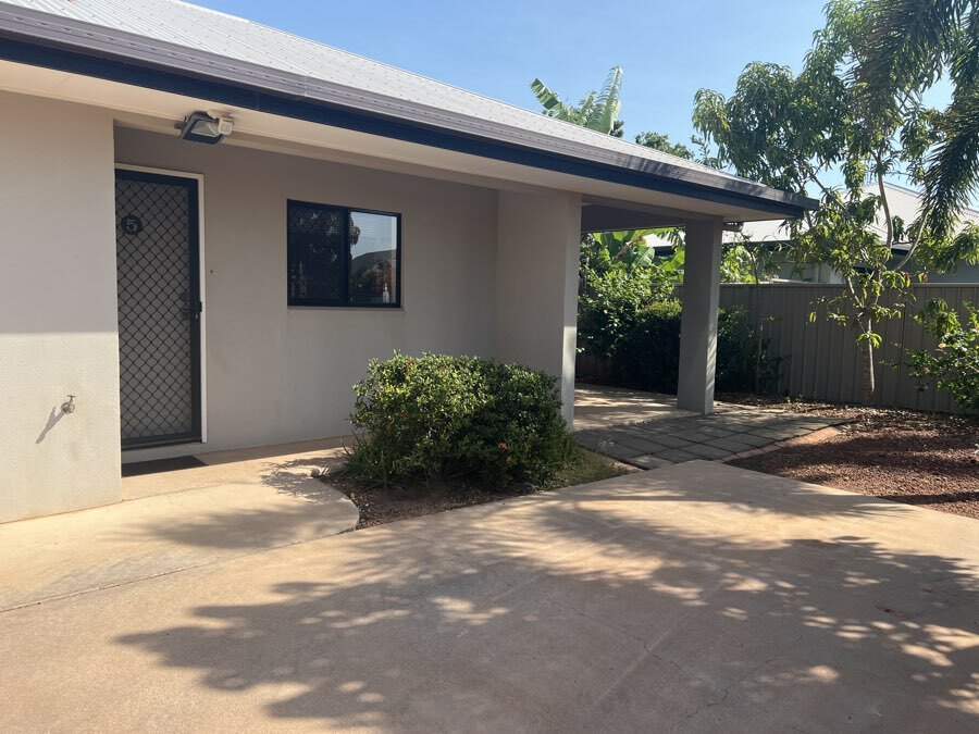 5/3 Caddy Cl, Rocky Point, QLD 4874