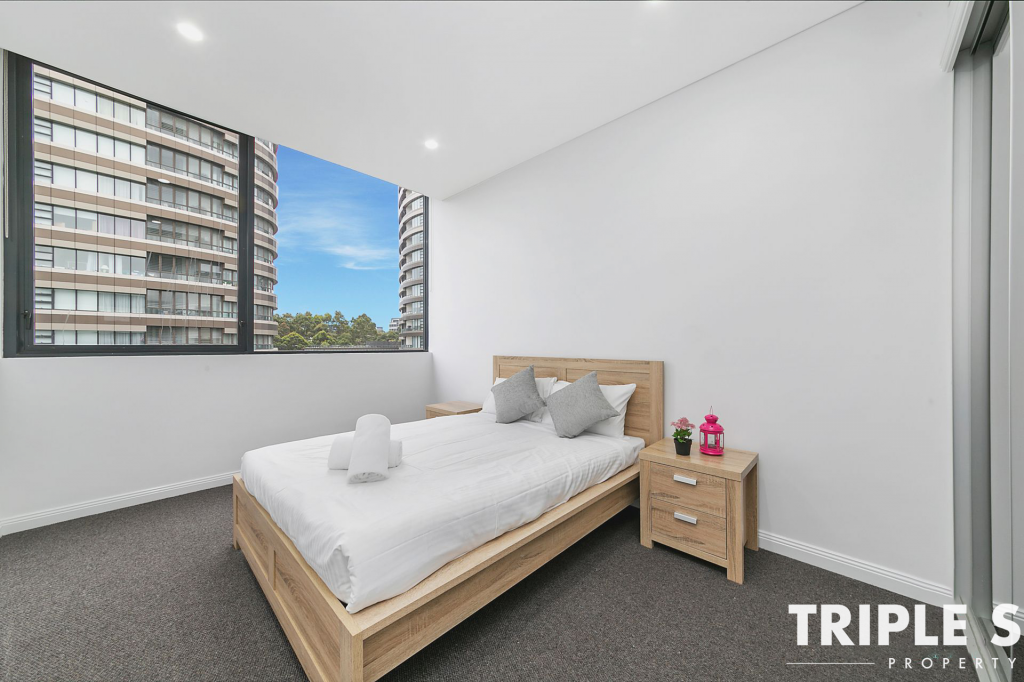 517/2 Betty Cuthbert Ave, Sydney Olympic Park, NSW 2127