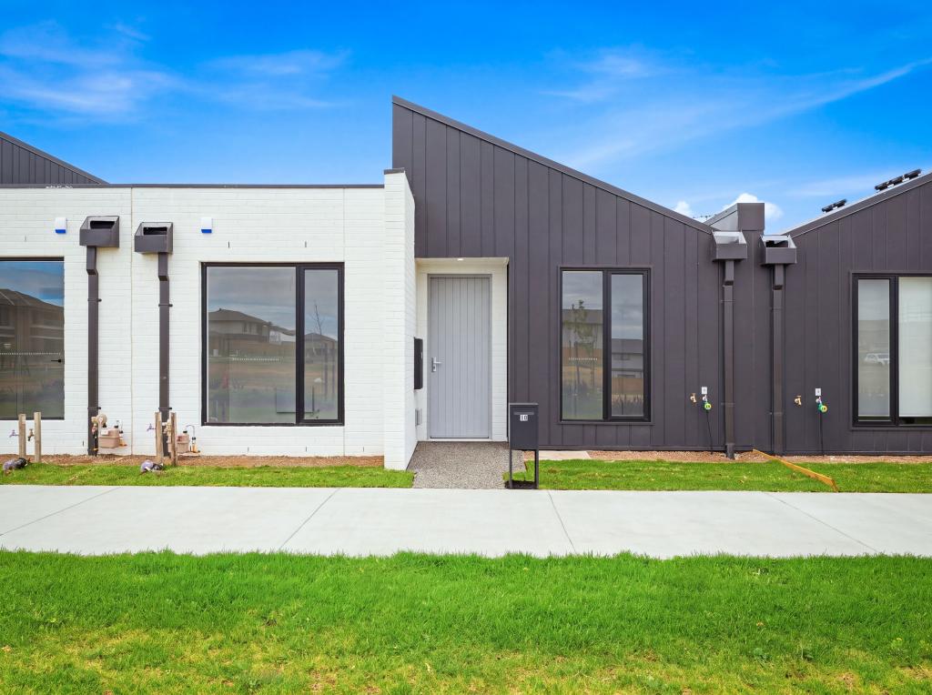 10 Mantri Walk, Tarneit, VIC 3029