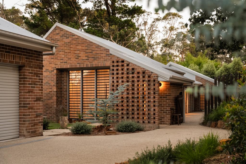 15 St Albans Rd, Medlow Bath, NSW 2780