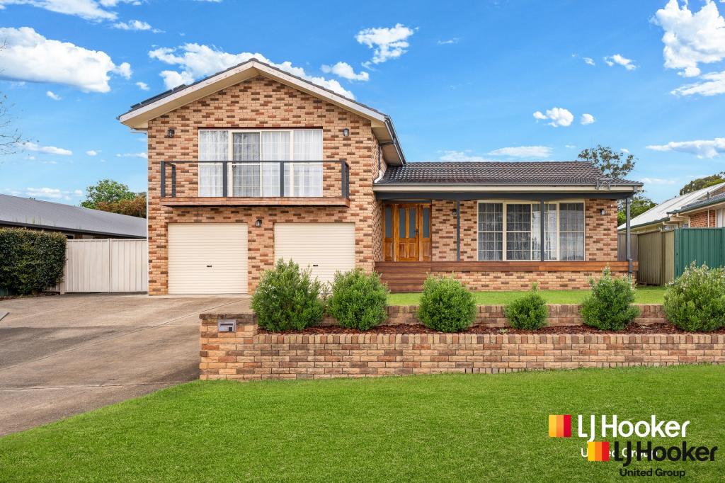 3 Devitt Cres, The Oaks, NSW 2570