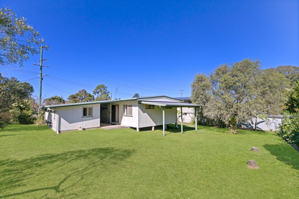 8 Hillcrest Ave, Nambour, QLD 4560