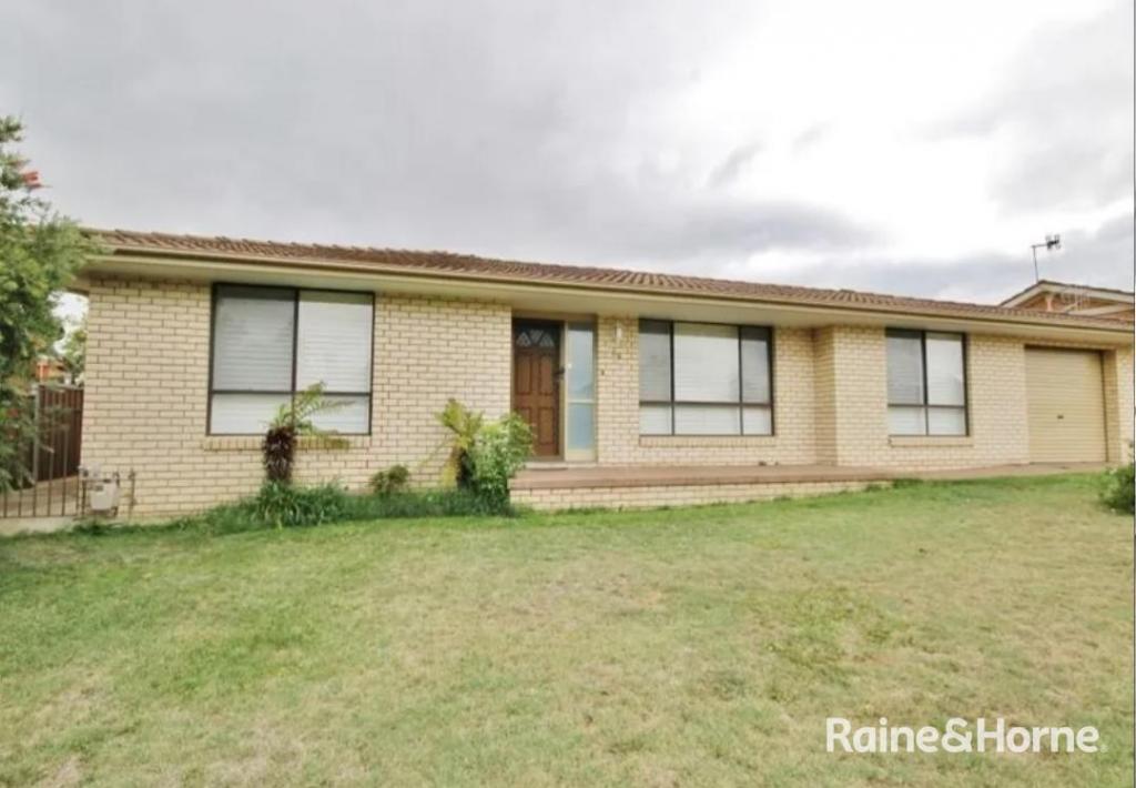 65 Tandora St, Kelso, NSW 2795