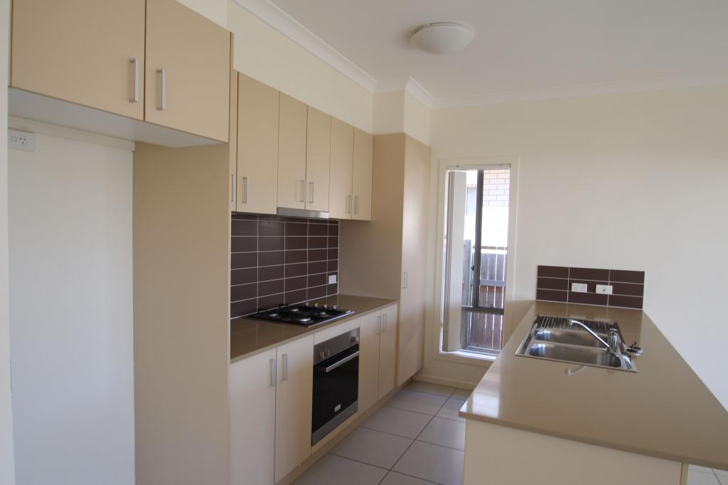 56 Leon Capra Dr, Augustine Heights, QLD 4300