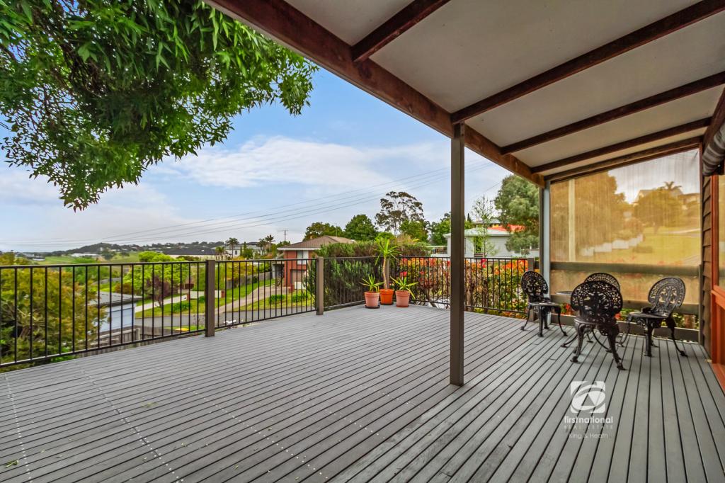 6 Abalone Ave, Lakes Entrance, VIC 3909