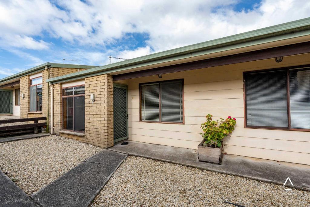 2/36a Georgetown Road, Newnham, TAS 7248