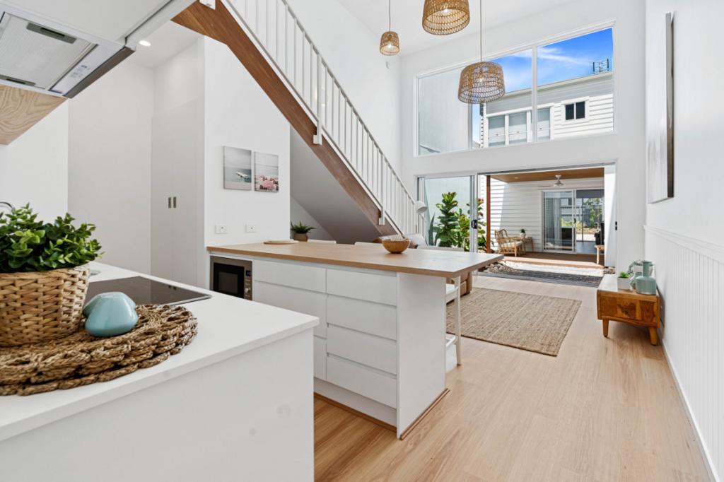 86 WHITELEY AVE, BELLS CREEK, QLD 4551