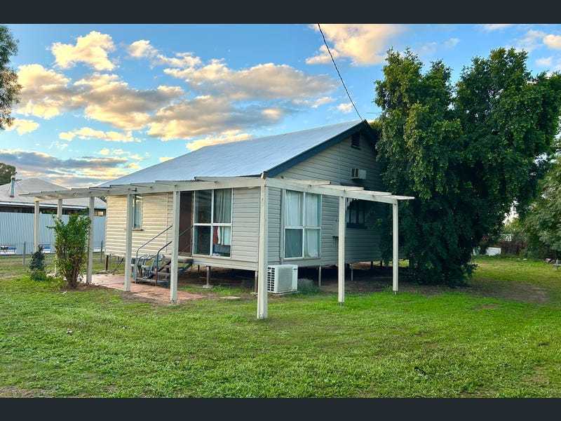 45 Barlee St, St George, QLD 4487