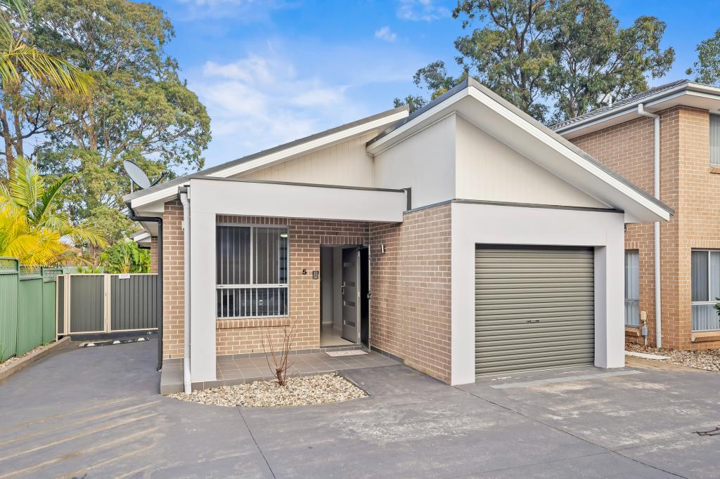 5/156-158 Pye Rd, Quakers Hill, NSW 2763