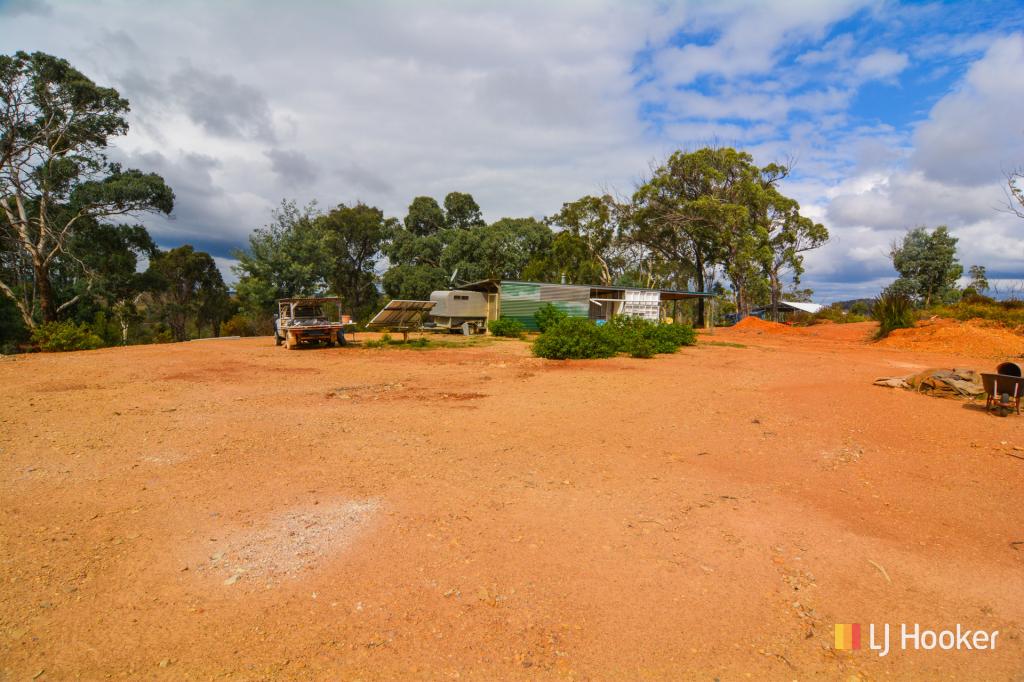 257 New Olivers Rd, Running Stream, NSW 2850